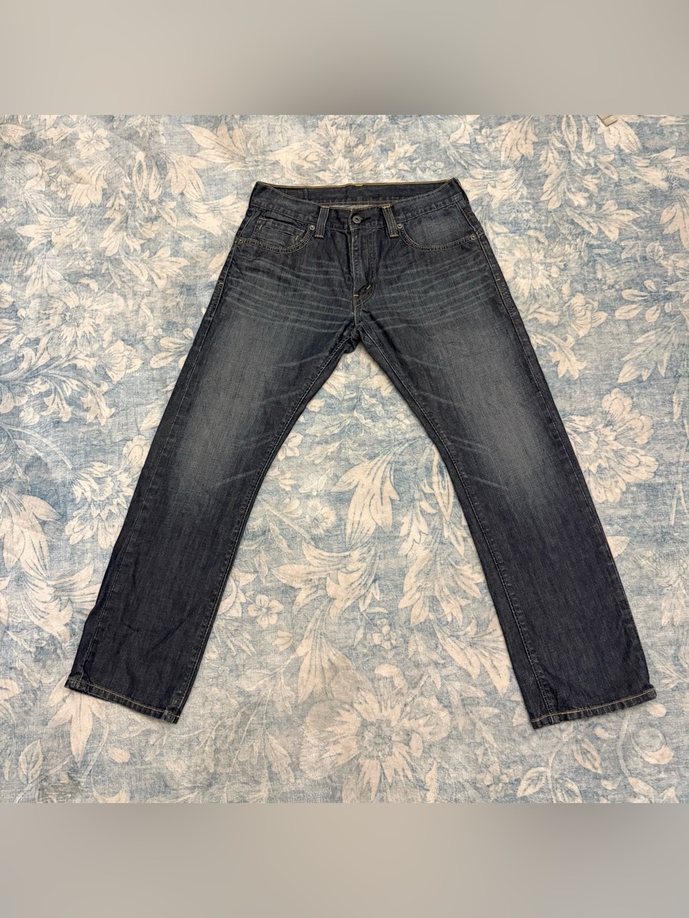 Levi’s Classic Men's Dark Wash Blue skinny Jeans size 32 x 30
